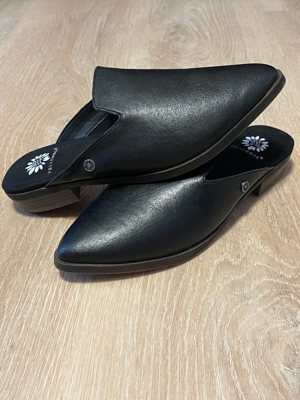 Yellow Box Black Leather Pointed Slip-On Mules for Women Size 8